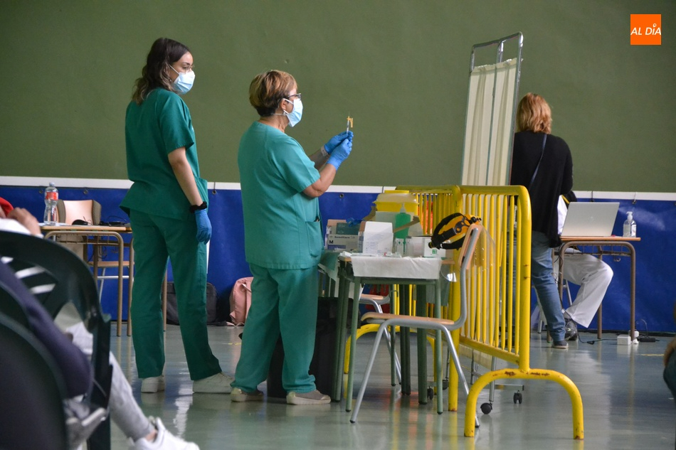 Fijadas las convocatorias de vacunación para mayo con un esquema similar al de abril