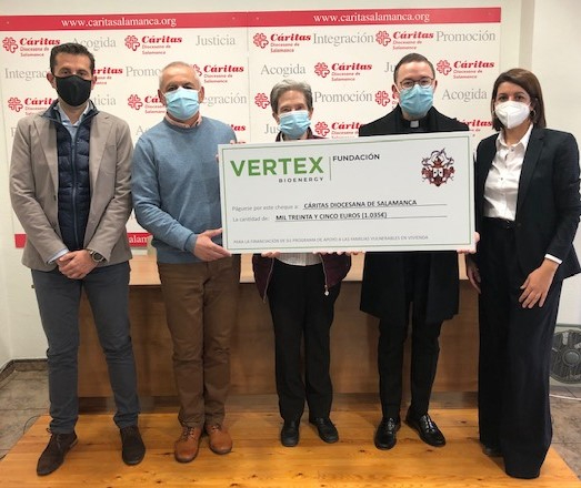 Fundación Vertex Bioenergy entrega 1.035 euros para la Operación Vivienda