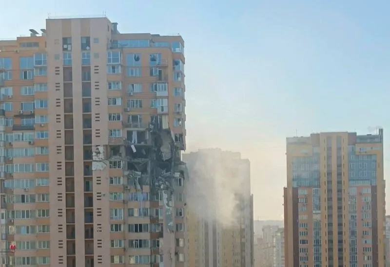 España envía 200 toneladas de munición y 40 camiones de equipamiento militar a Ucrania