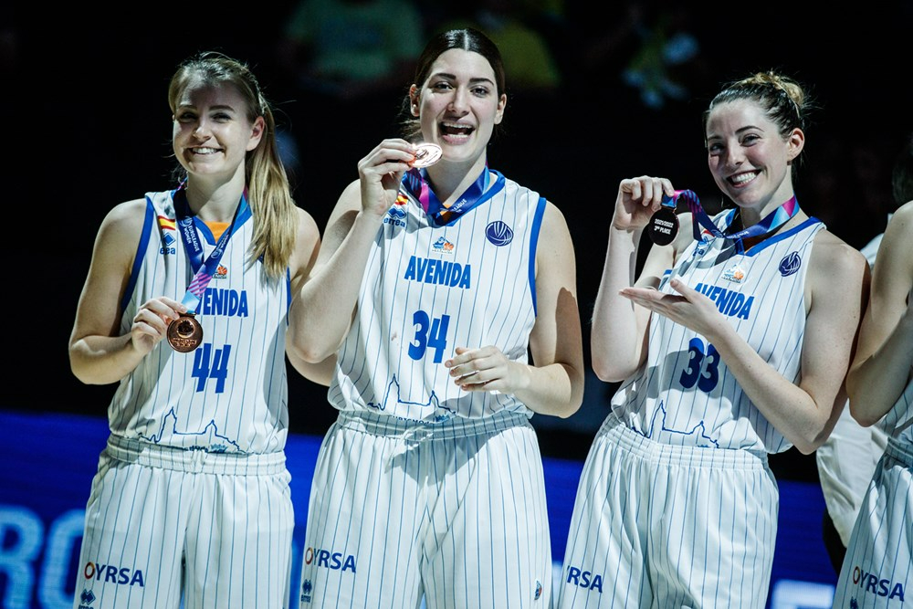 Una soberbia Katie Lou Samuelson le da la medalla de bronce de la Euroliga al Perfumerías Avenida (71-59)