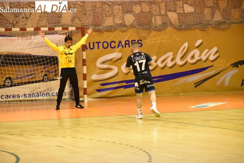 El BM Salamanca gana al IMQ y sigue en racha por cuarto partido seguido (27-31)