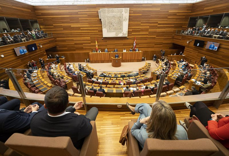 Mañueco asegura que no dará pasos atrás en los derechos de lucha contra la violencia de género: Ni mucho menos