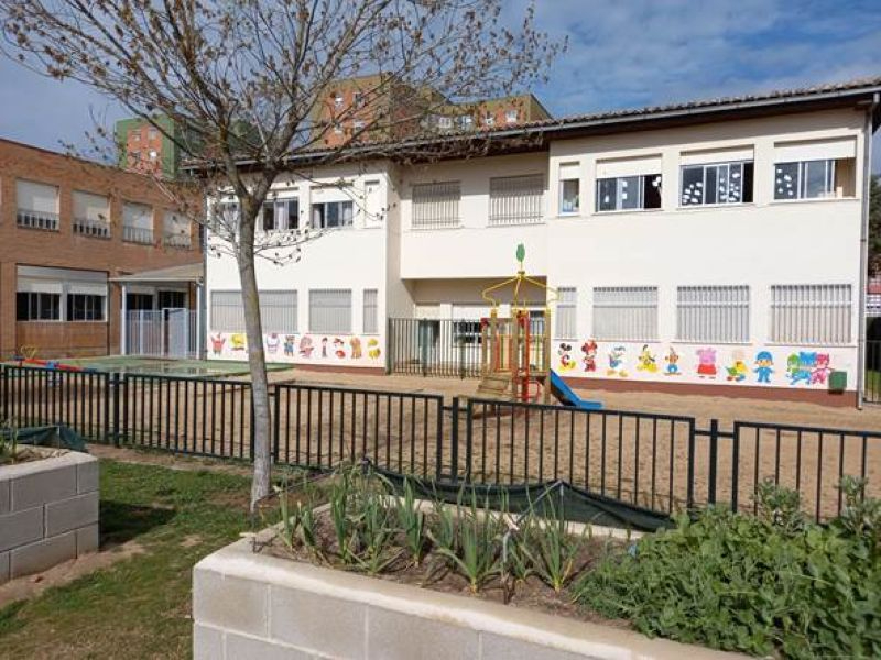 La Plataforma por la Escuela Pública anima a la matriculación en centros públicos