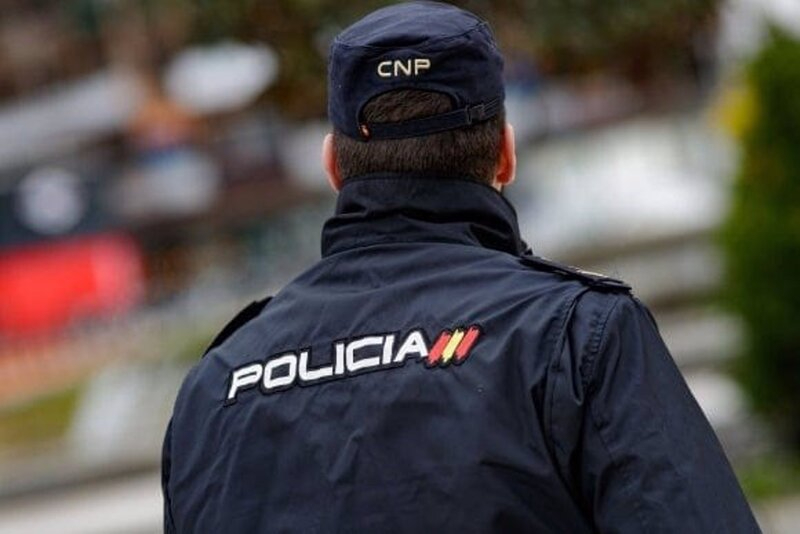 Detenido tras morder a su compañero de piso y a un taxista en la oreja