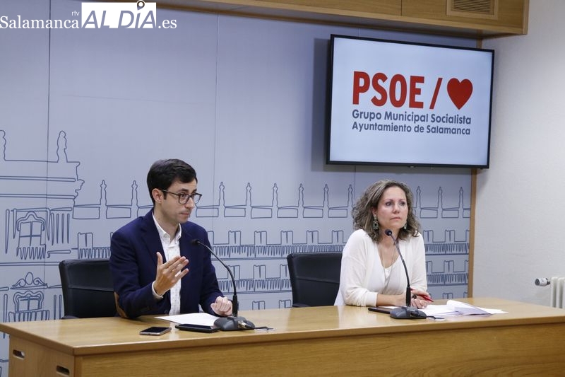 Piden ampliar las ayudas municipales a las familias para comprar libros de texto y material escolar