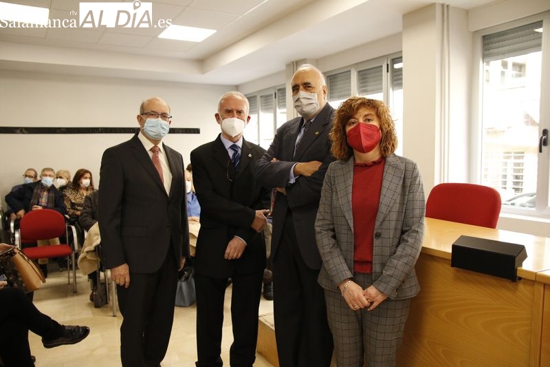 Emotivo homenaje a los profesores jubilados de Químicas, Vicente Rives y Eladio Martín