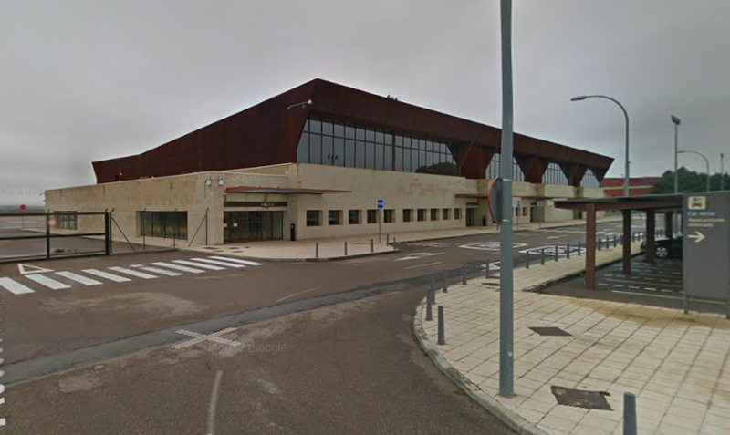 El aeropuerto de Salamanca cierra marzo con pérdida de pasajeros respecto a 2019