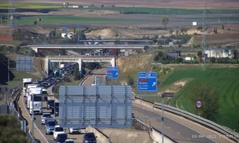 Retenciones en las carreteras de Castilla y León en la operación retorno de Semana Santa 
