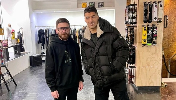 Luis Suárez, jugador del Atlético de Madrid, se deja ver por Salamanca