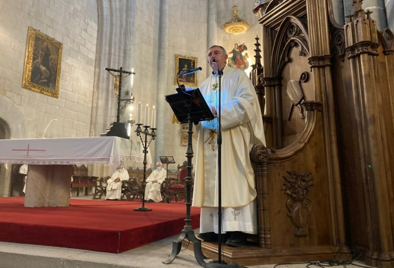 José Luis Retana suma a su apretada agenda el cargo de Gran Canciller de la Universidad Pontificia