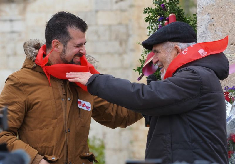 Tudanca acusa al PP, que siempre fue moderado, de abandonar al pueblo para abrazarse a la extrema derecha