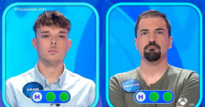 Un joven mirobrigense intenta sentarse en la ‘Silla Azul’ de Pasapalabra