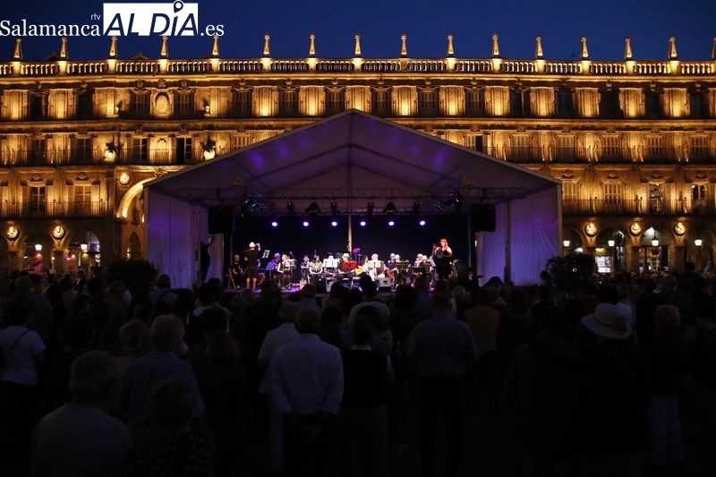 Velada musical en la Plaza Mayor con la Escuela Municipal de Música y Danza 