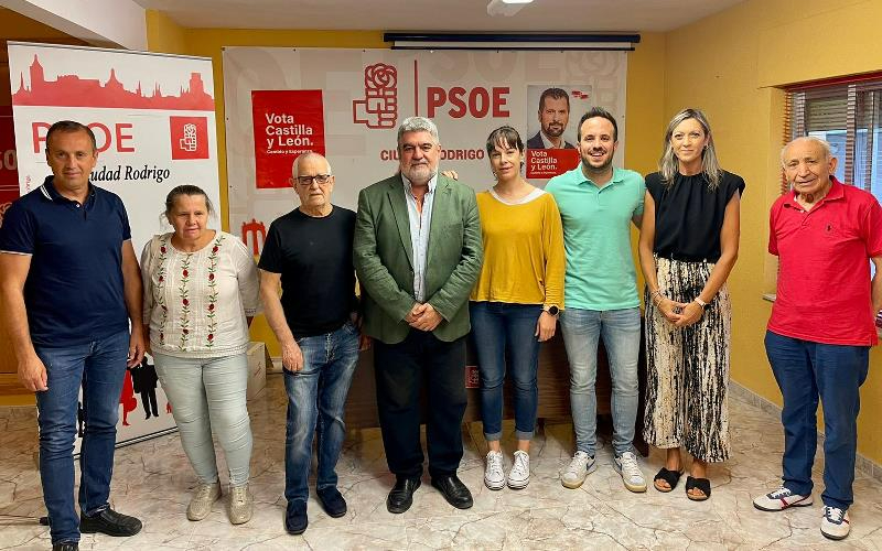 Juan Tomás Muñoz releva a Juan Luis Cepa como máximo responsable del PSOE en Ciudad Rodrigo