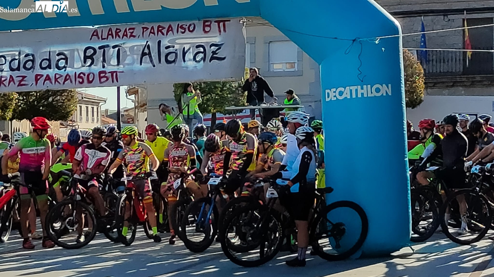 Alaraz se reafirma como paraíso de la BTT congregando mas de 200 participantes en su vuelta