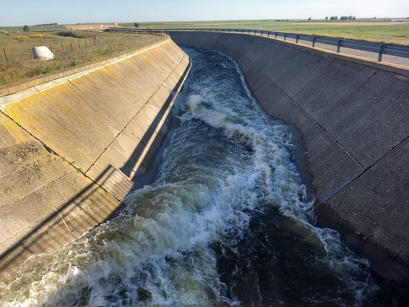 Comienza el suministro de agua desde el Azud de Riolobos para la nueva zona regable de La Armuña
