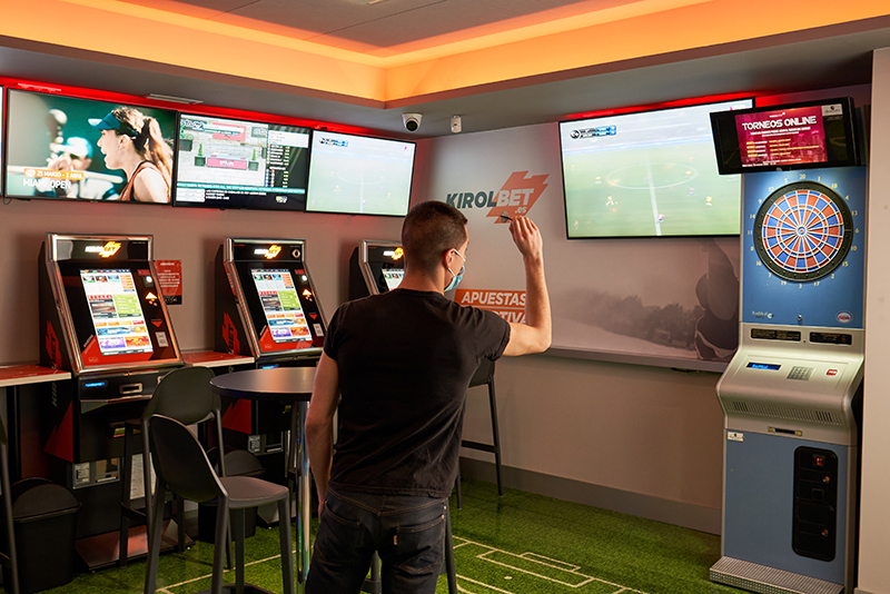 Salón Cara o Lis, una sala de ocio  en un ambiente agradable y distendido