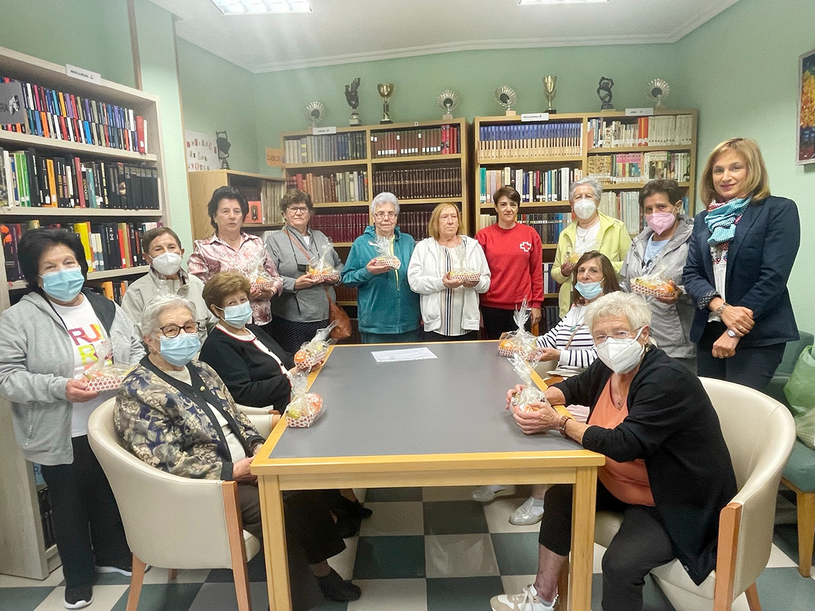 Un desayuno y una cesta de frutas para clausurar los Paseos Saludables 