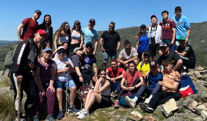 Una treintena de personas toma parte en un encuentro de voluntarios de Cáritas