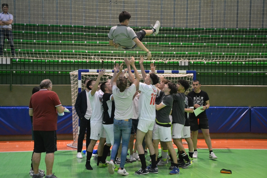 Amarga despedida como local del III Juvenil ante un Laguna FS más atinado
