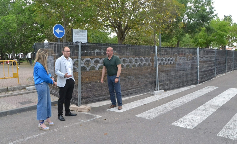 El inicio de los pasos de cebra de la calle Laguna saldrá a ras de la calzada para ganar en seguridad
