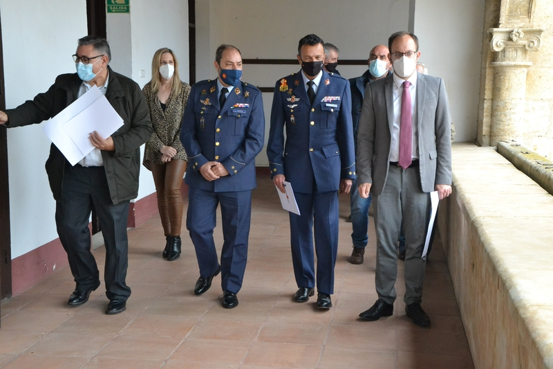Emitido un Bando a modo de guía del acto de jura o promesa de bandera del domingo