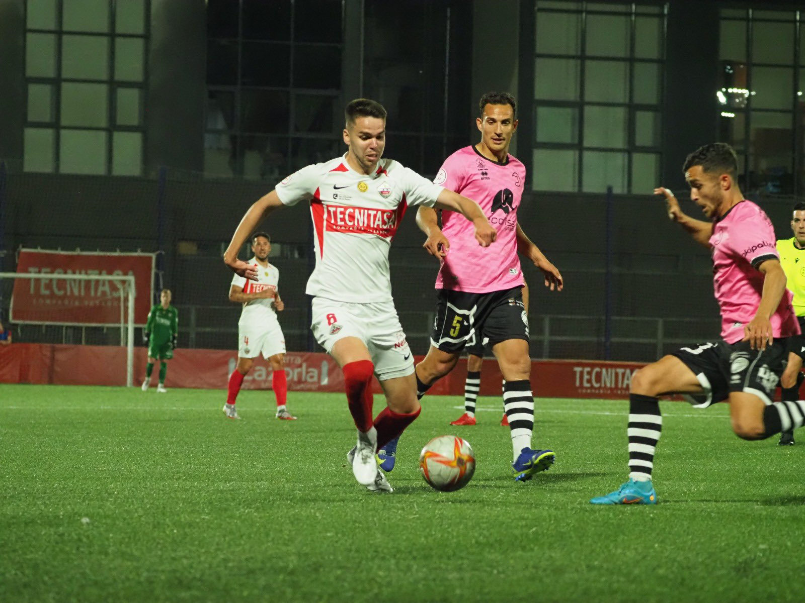 Unionistas está a un punto del playoff de ascenso a Segunda