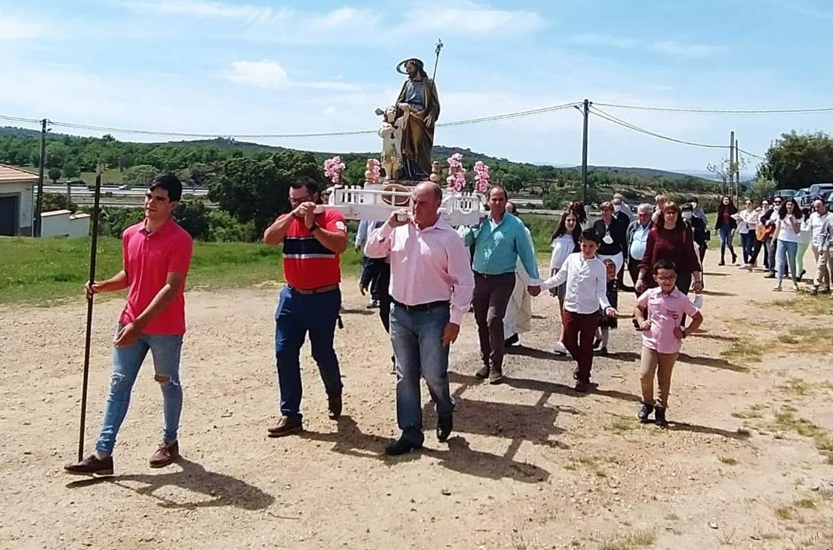 Valdecarpinteros se reúne para festejar el Patrocinio de San José 