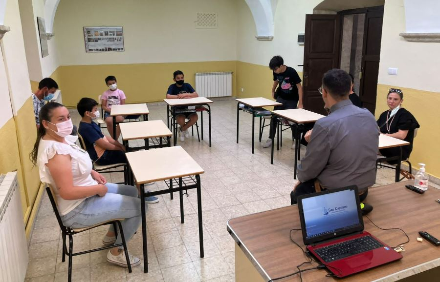 Varias familias conocen de cerca cómo es el día a día en el Seminario