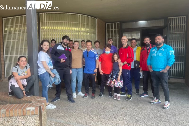 Cerca de 40 personas participan en la primera reunión para la vuelta oficial de la Banda de Cornetas y Tambores