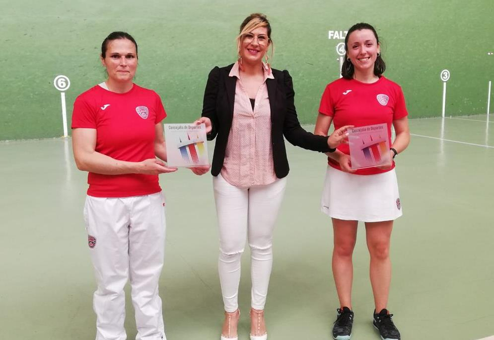 Laura Álvarez y Andrea Árnaiz se adjudican el IV Open Femenino de Frontenis