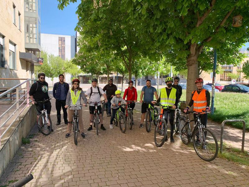 Los vecinos de Salamanca disfrutan de la ruta en bici a orillas el Tormes