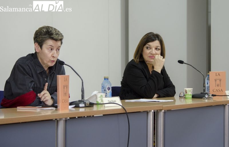 La casa de la poesía es de Charo Ruano