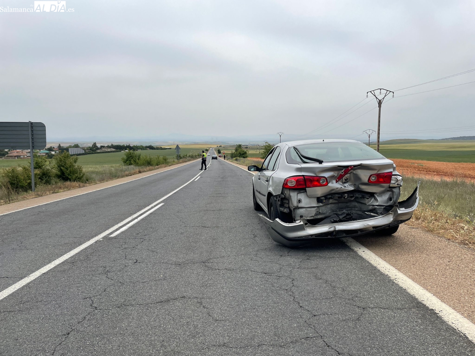 Colisión de dos vehículos en la carretera de Alba de Tormes