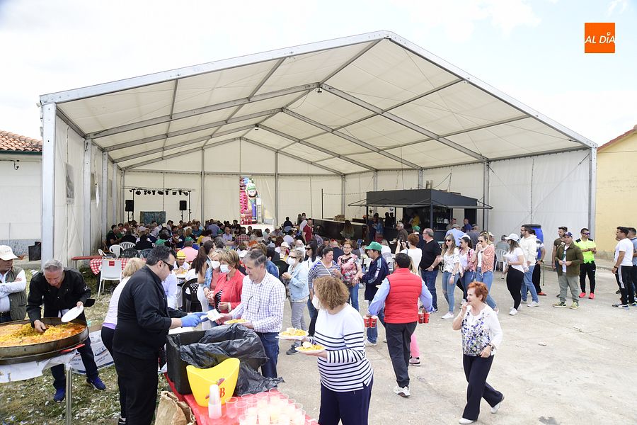 Cabrillas despidió al Patrón de los labradores con una gran paella popular