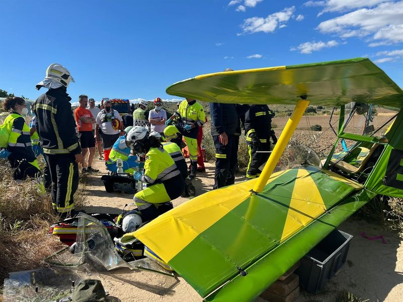 Salva la vida el piloto de una avioneta tras estrellarse en un aeródromo de Madrid 
