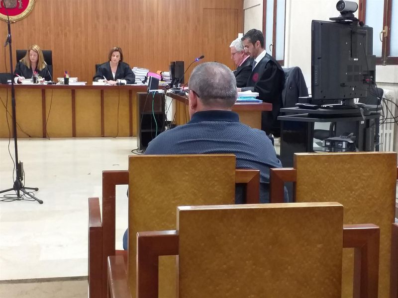 Cuatro años de cárcel para el empresario que medió en el fichaje de Casillas por el Oporto