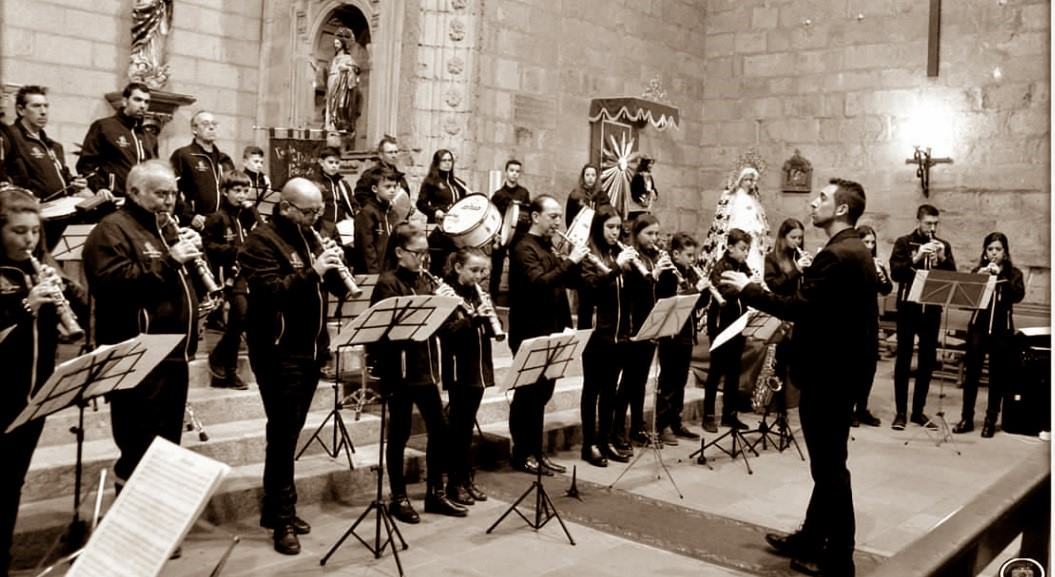 Víctor y la Escuela de Dulzaina, abriendo camino al andar