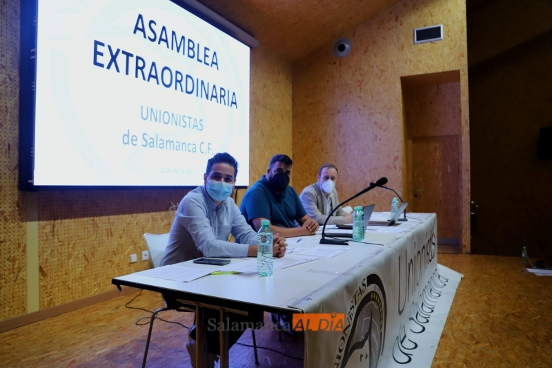 La directiva de Unionistas se plantea dimitir y el club corre riesgo de disolución por el césped del Reina Sofía