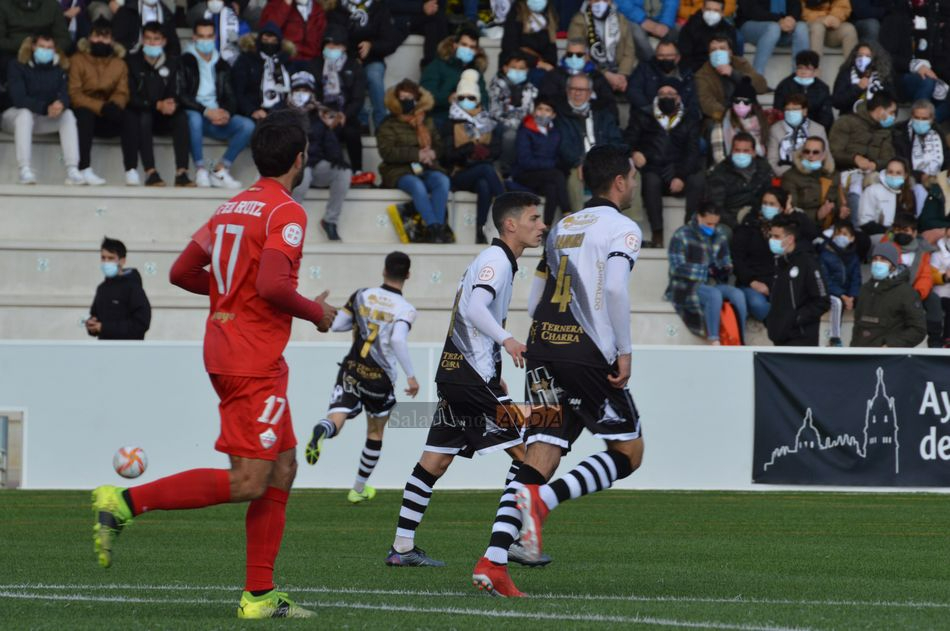 Unionistas quiere seguir con vida por el sueño de Segunda a costa del Sanse