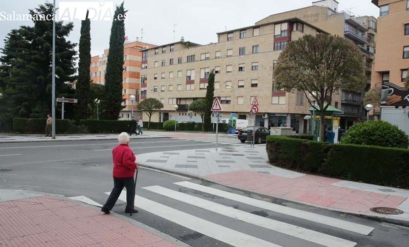 ¿Cuántas personas viven solas en Salamanca capital?