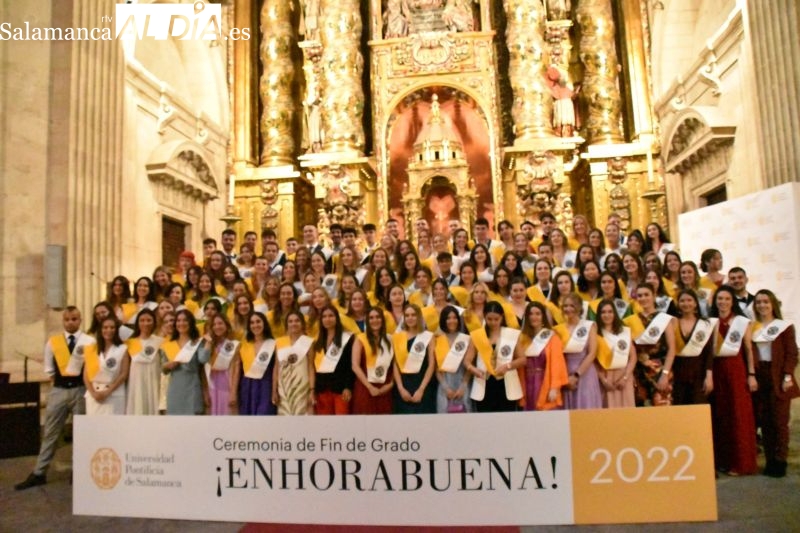 Los nuevos graduados en Psicología de la UPSA celebran el final de curso