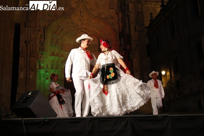 Un espectáculo de danza pone fin a los actos de hermanamiento entre la USAL y la UANL