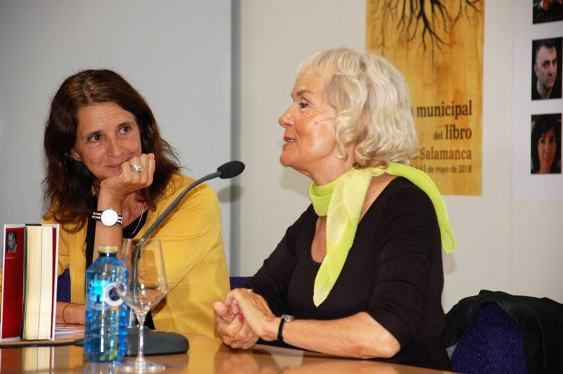 A Monika Zgustova yo la veo con luz y sin ella