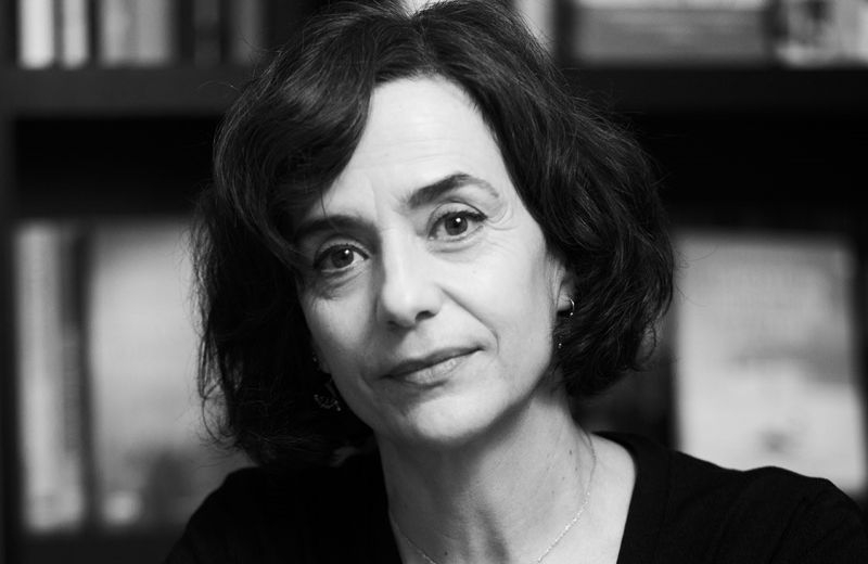 Nuria Barros, La intrusa