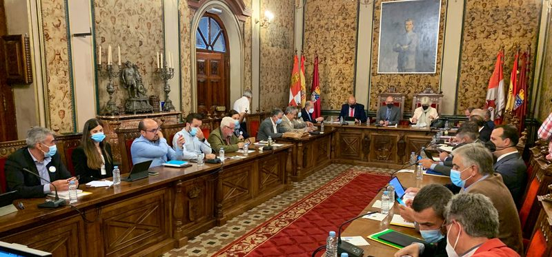 Iniciativa de la Diputación para retomar las obras paralizadas en la provincia por el incremento de precios