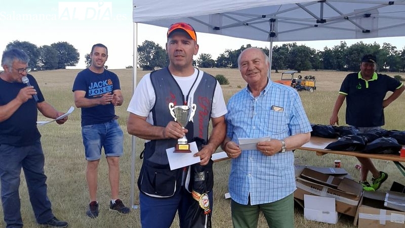 Animada jornada de tiro al plato en Bañobárez con más de ochenta participantes