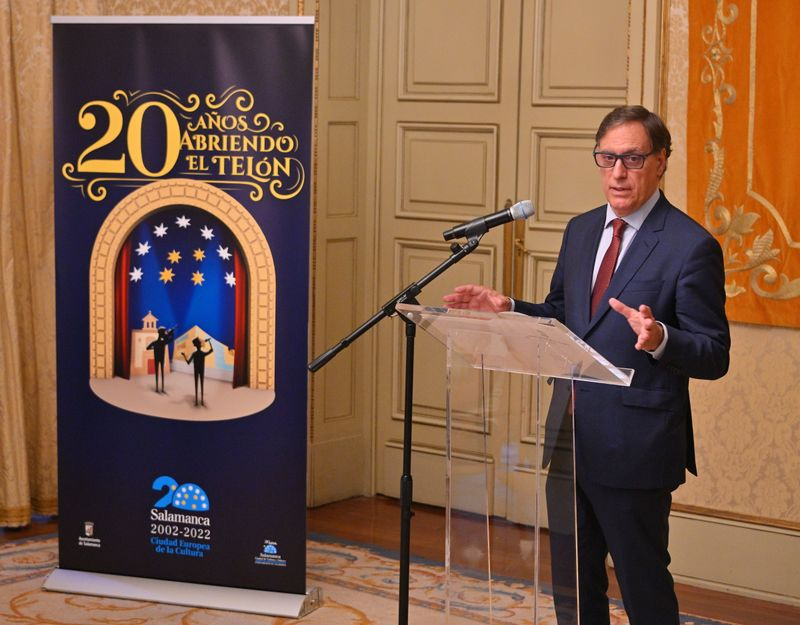 Aunque no tengas invitación puedes disfrutar del espectáculo ‘Carmina Burana’ en la Plaza Mayor