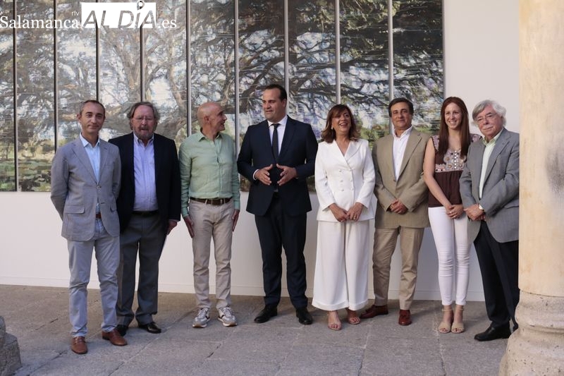 Mar de encinas, el homenaje de Florencio Maíllo al Campo Charro 