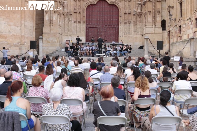 Concierto de la Banda de la Escuela Municipal de Música y Danza para iniciar las fiestas 